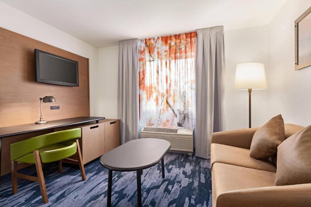 King Room with Sofa Bed interior